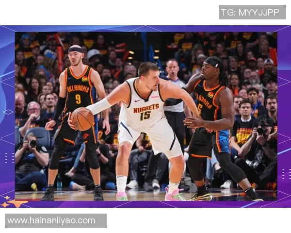 勇士与雷霆首场对决精彩回顾与赛后分析